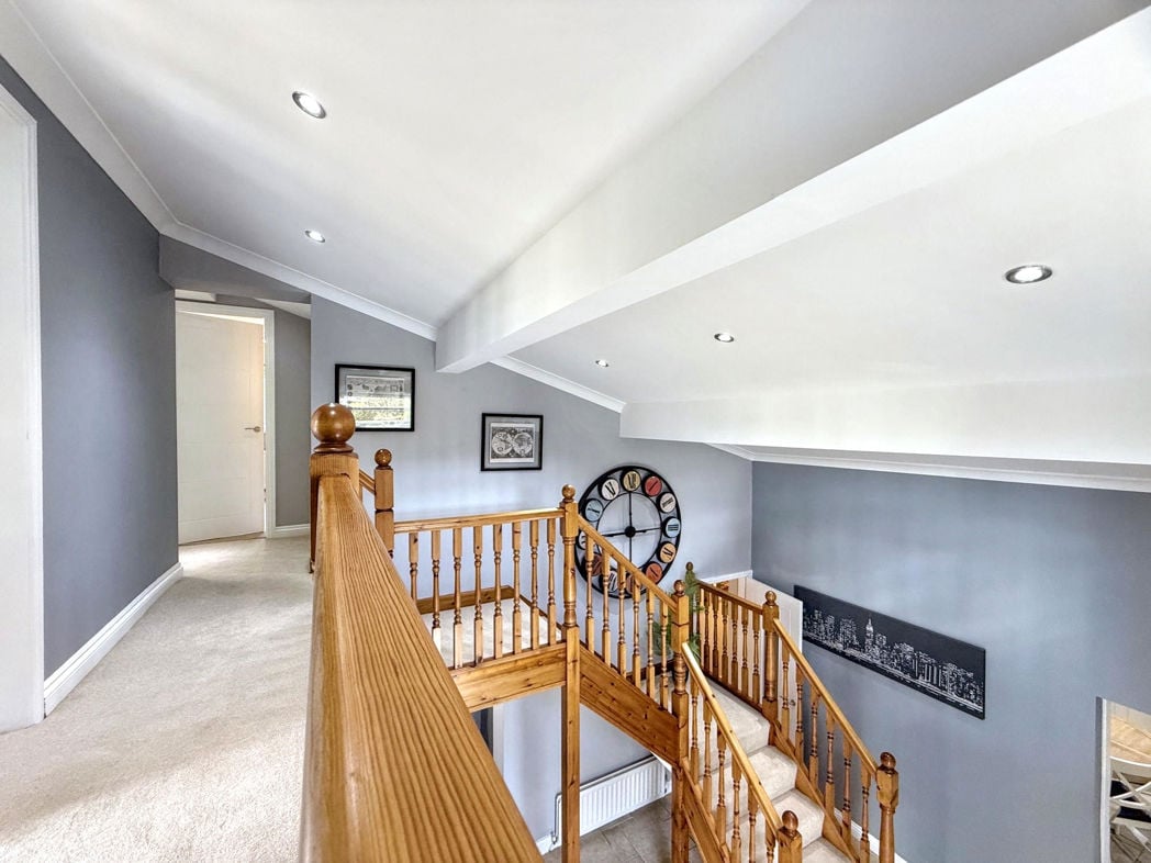 Property image 27 of 40