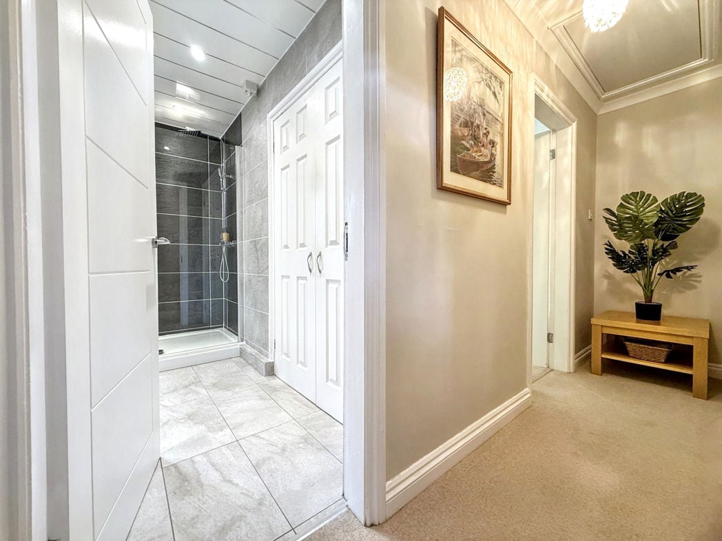 Property image 20 of 40
