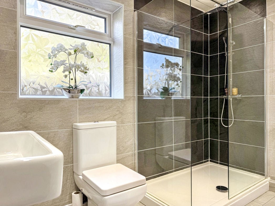 Property image 24 of 40