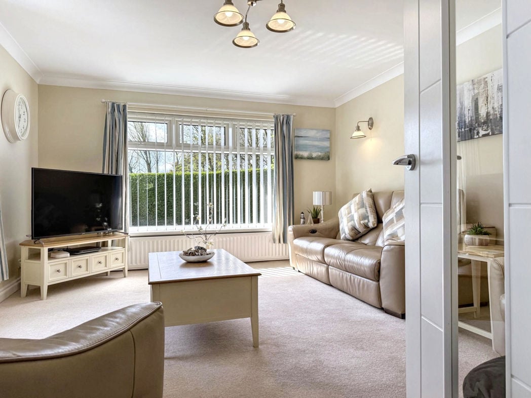 Property image 15 of 40