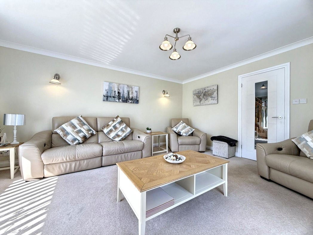 Property image 14 of 40