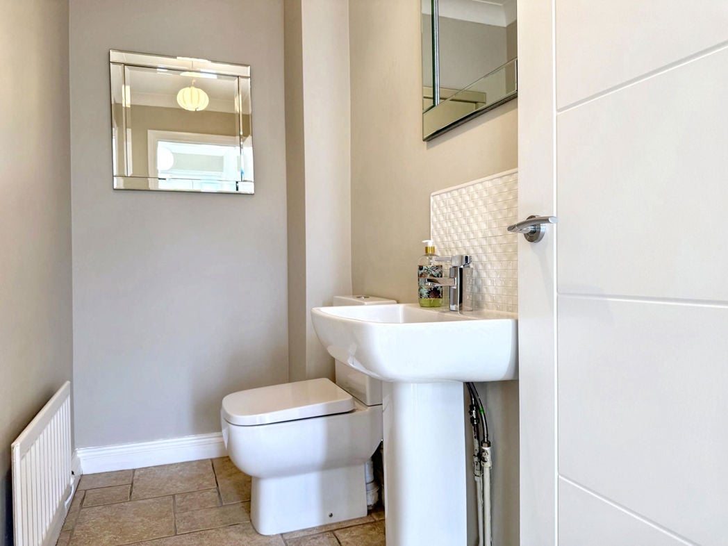 Property image 25 of 40