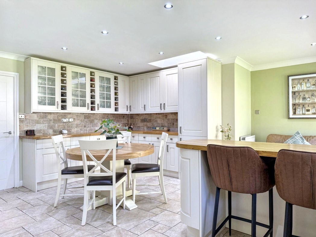Property image 7 of 40