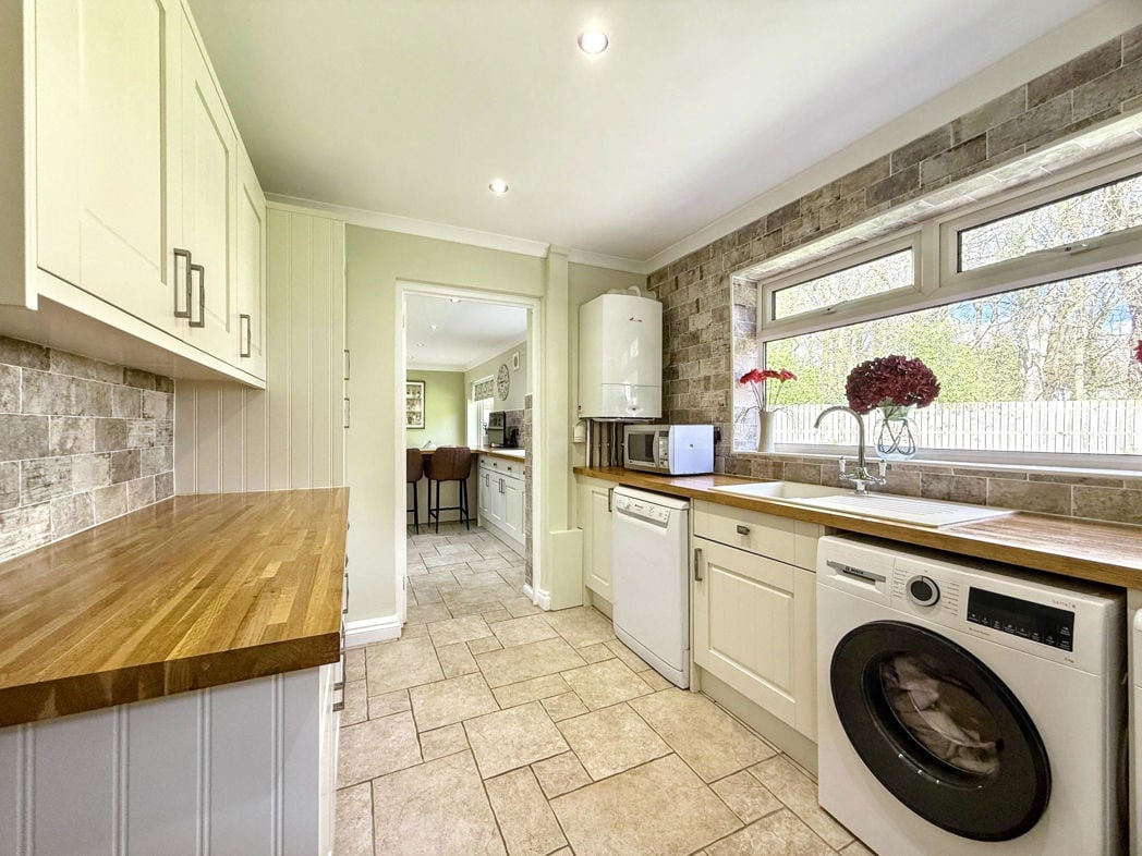 Property image 12 of 40