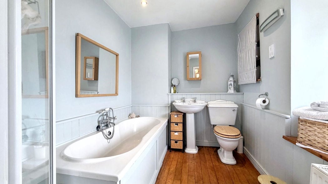 Property image 7 of 23
