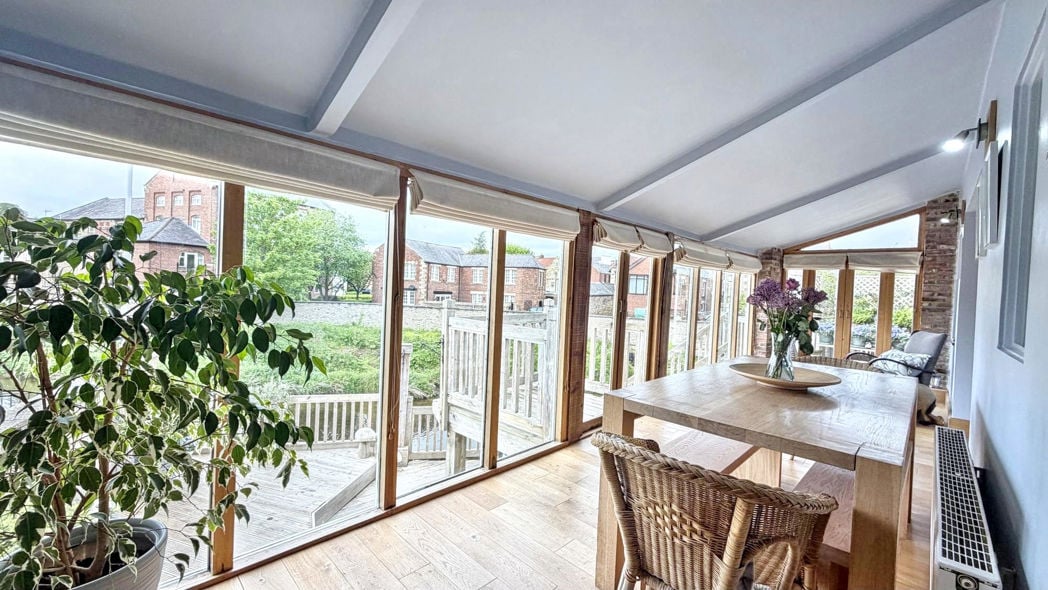 Property image 3 of 23