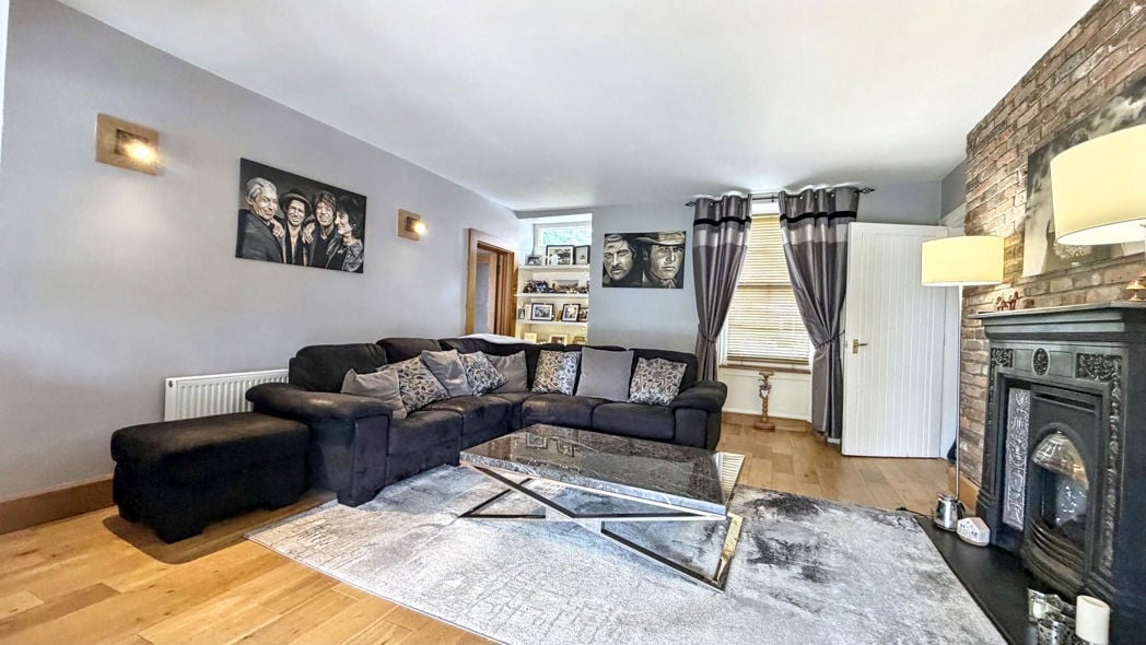 Property image 18 of 23