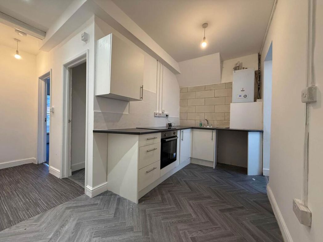 Property image 2 of 7
