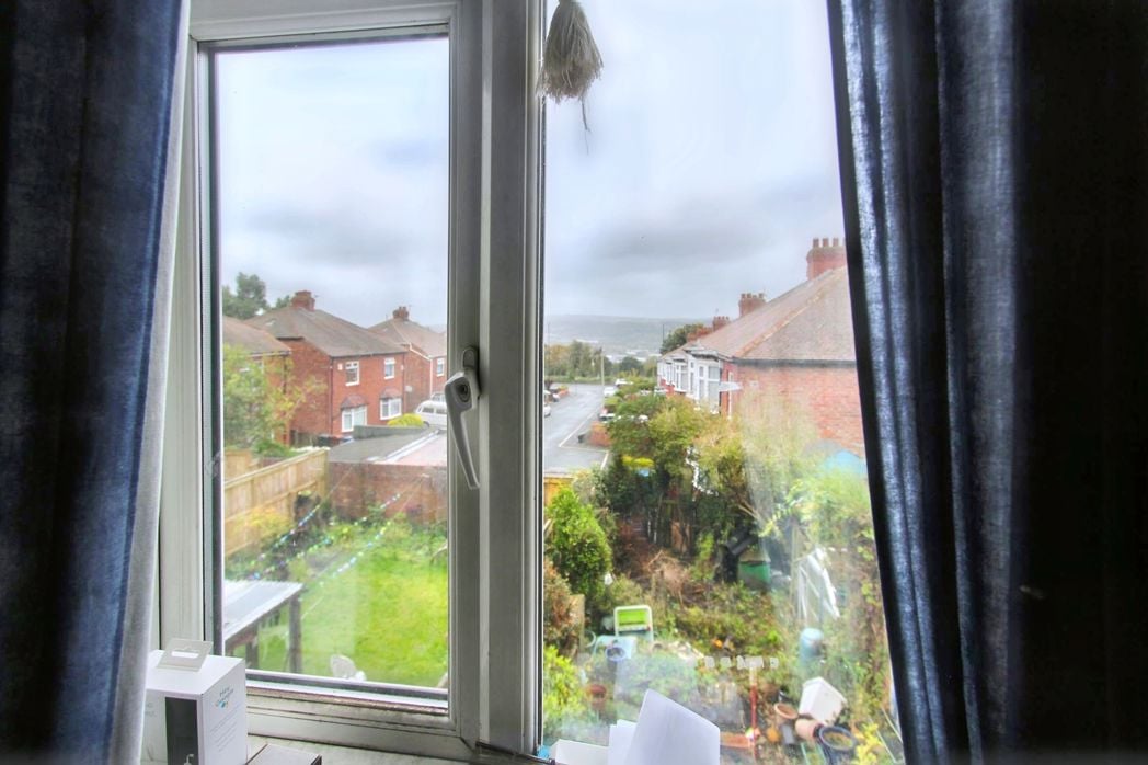 Property image 9 of 13