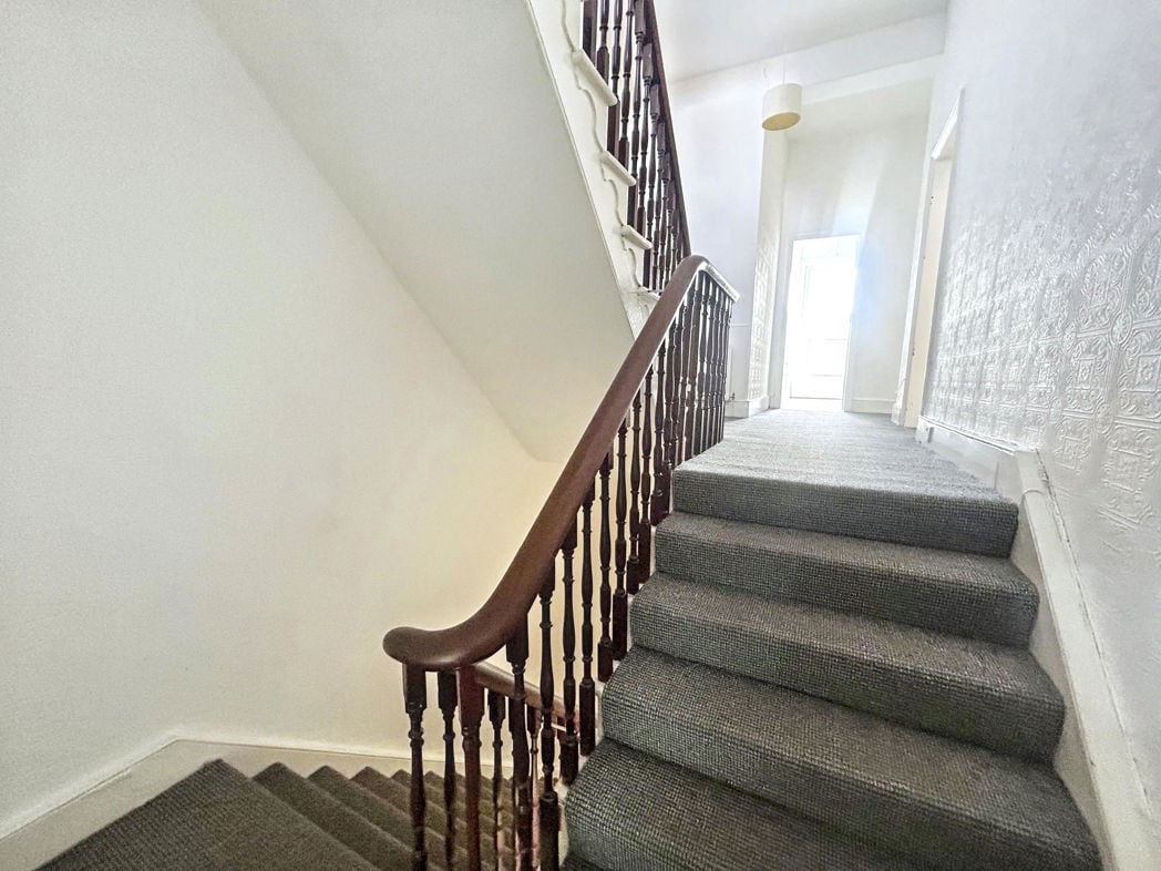 Property image 8 of 21