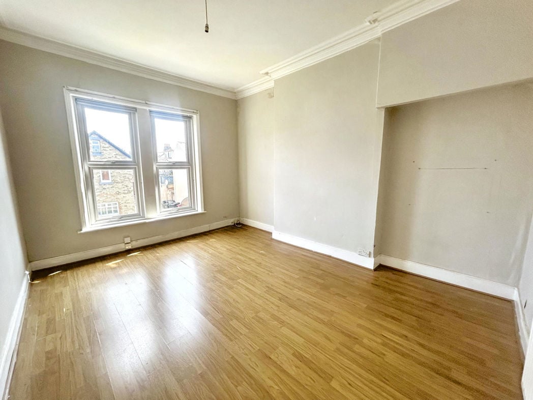 Property image 12 of 21