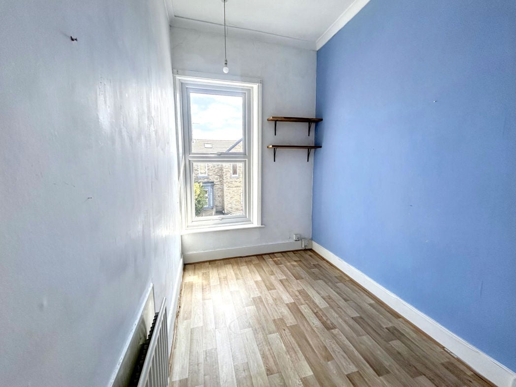 Property image 13 of 21