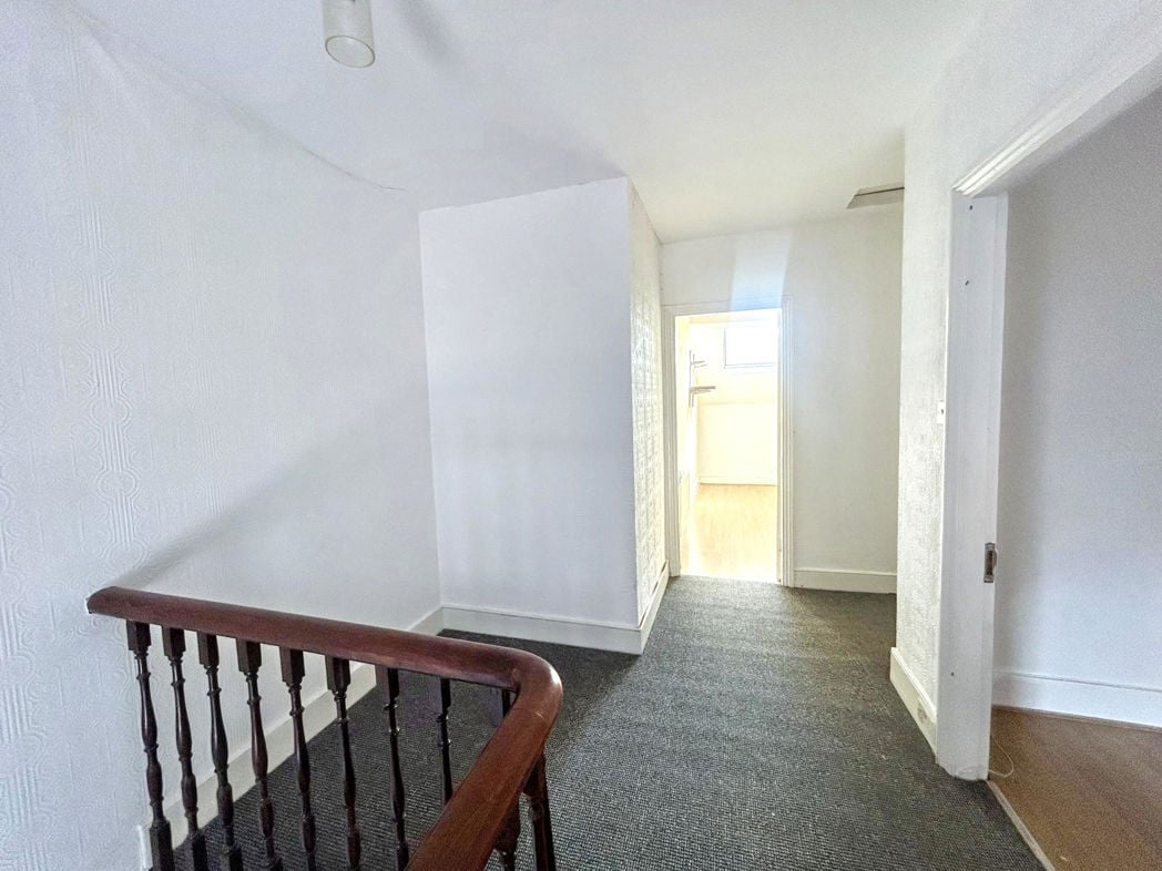 Property image 17 of 21