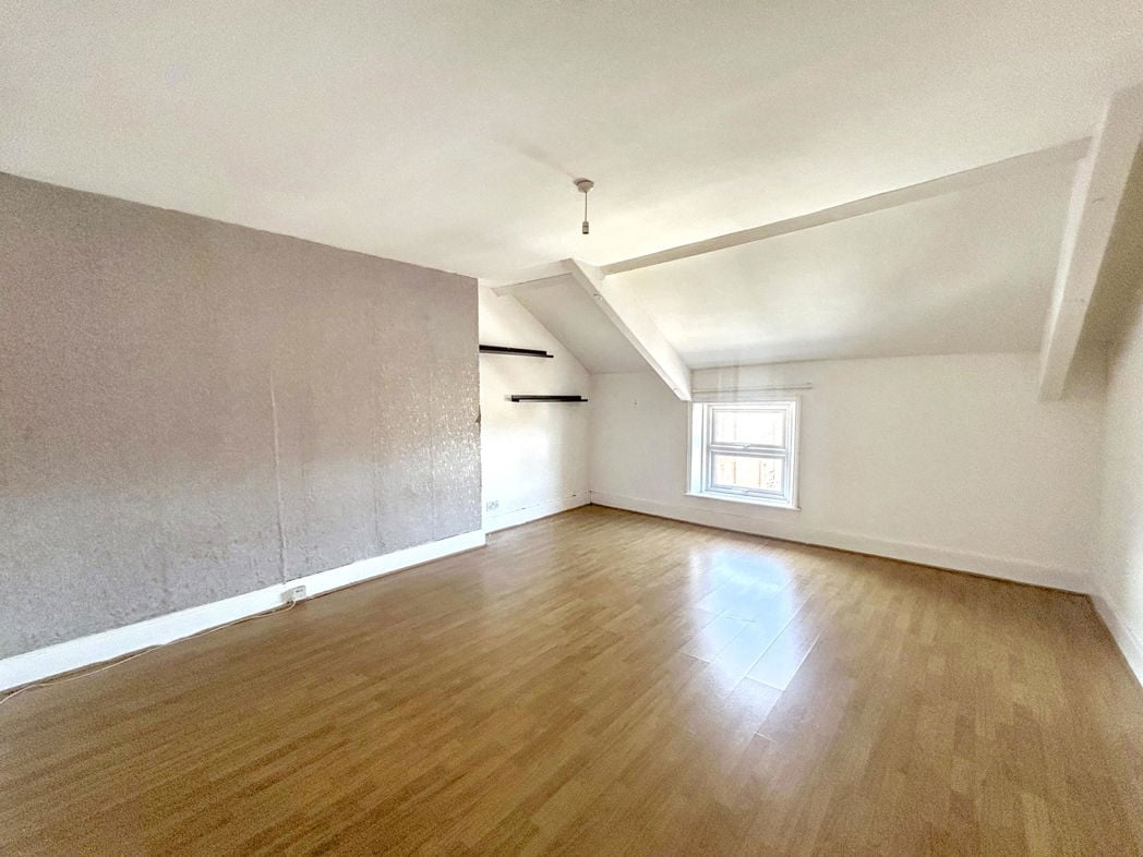 Property image 18 of 21