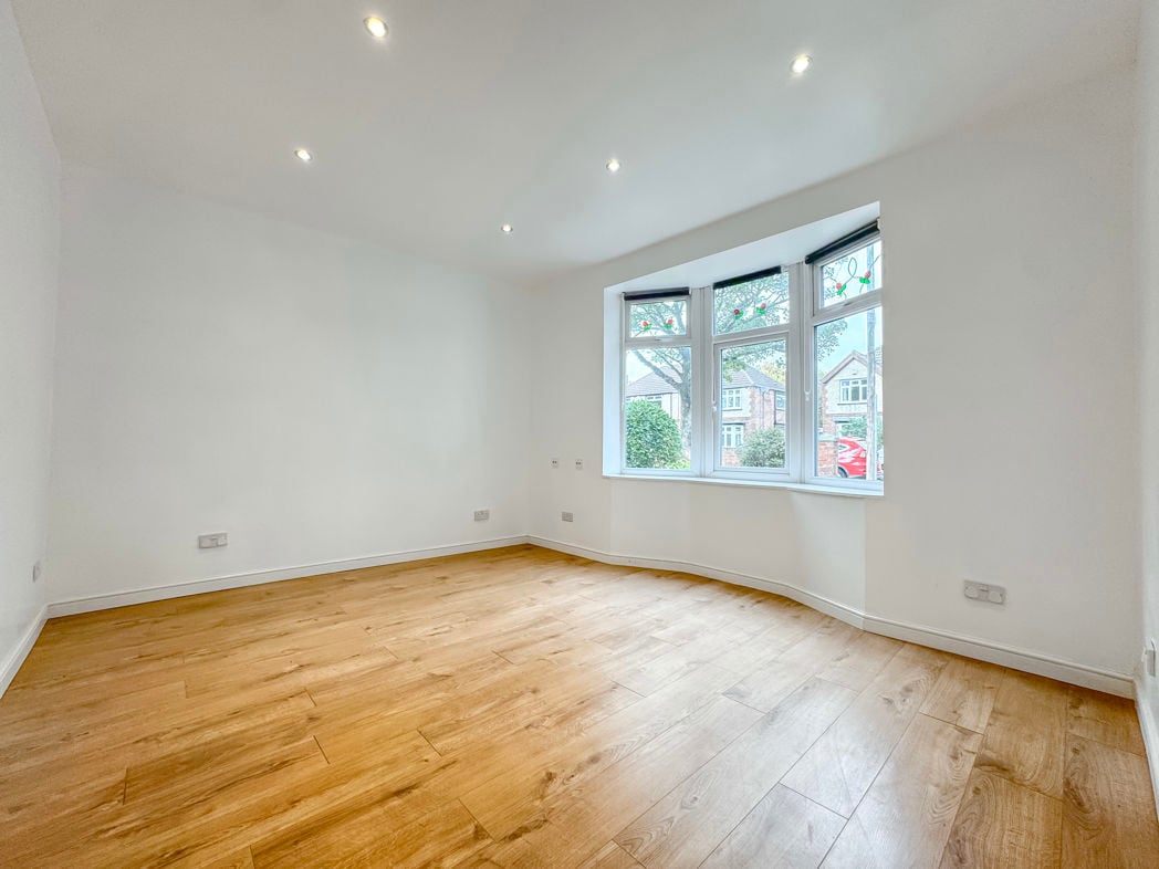 Property image 2 of 15