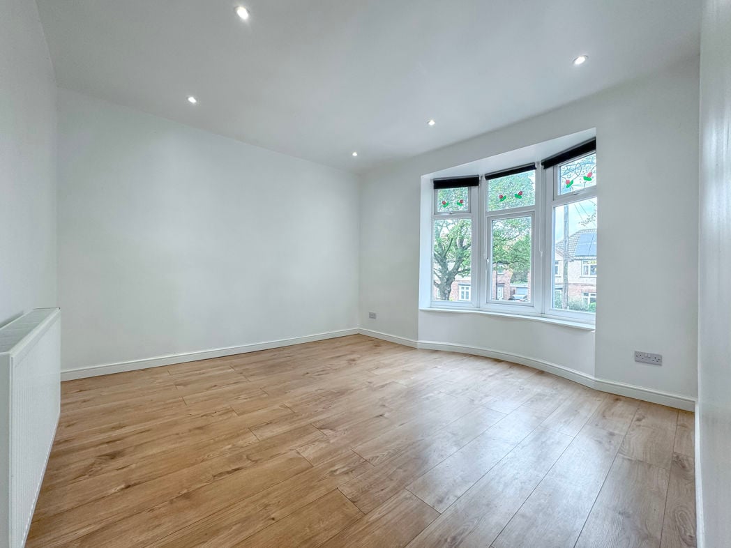 Property image 6 of 15