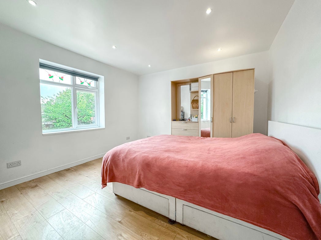 Property image 7 of 15