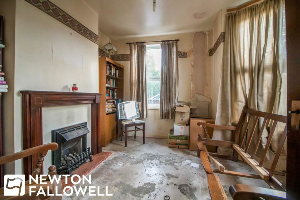 Property image 3 of 8