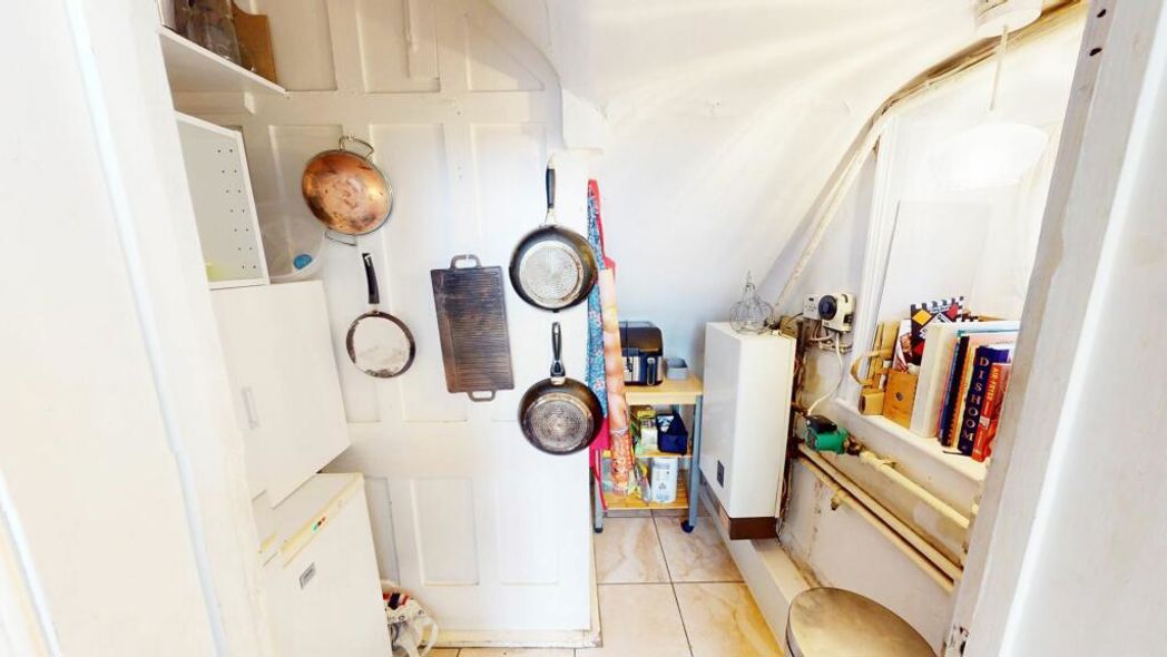 Property image 8 of 25