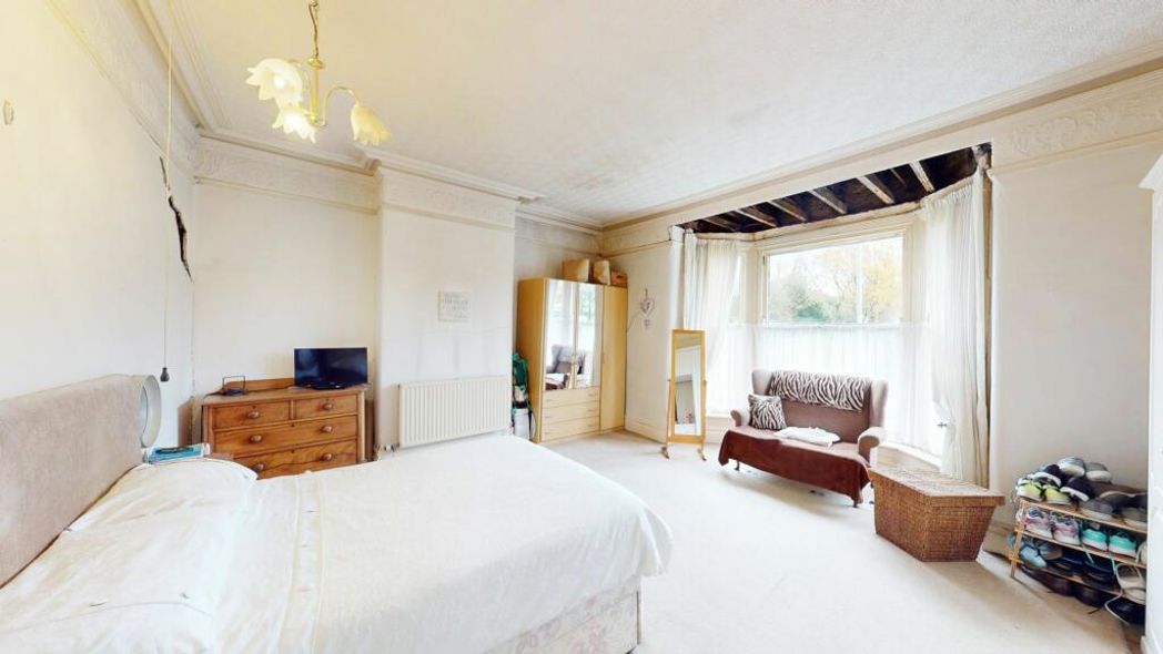 Property image 12 of 25