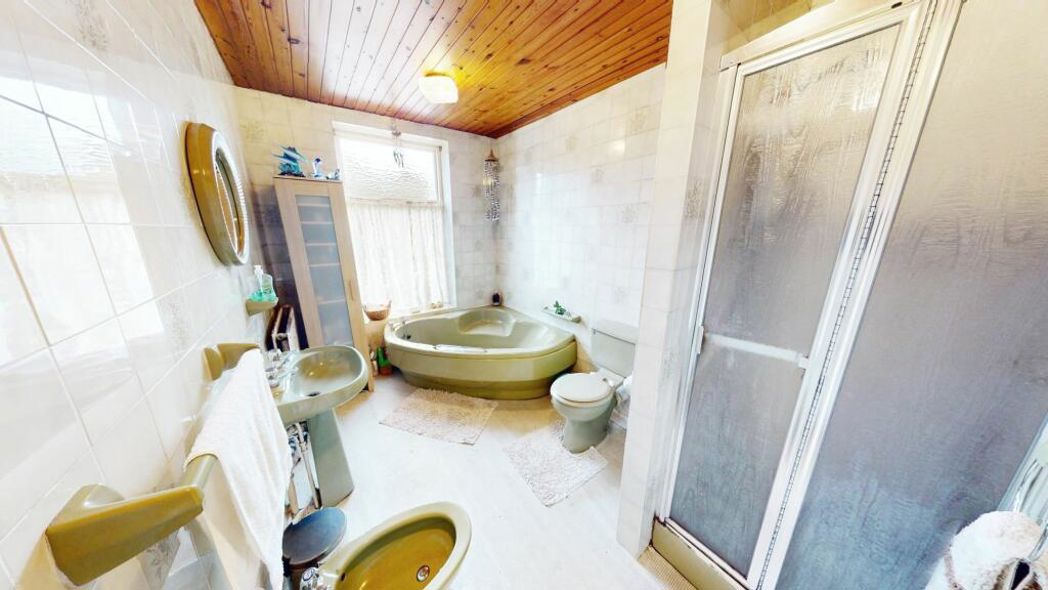 Property image 17 of 25