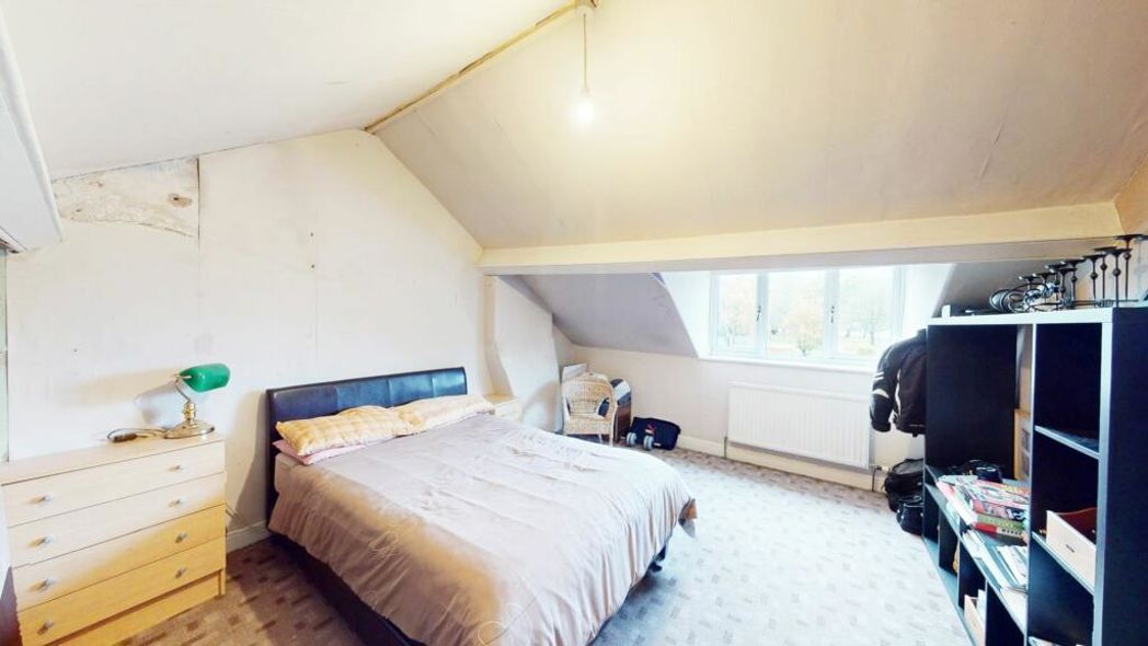 Property image 14 of 25