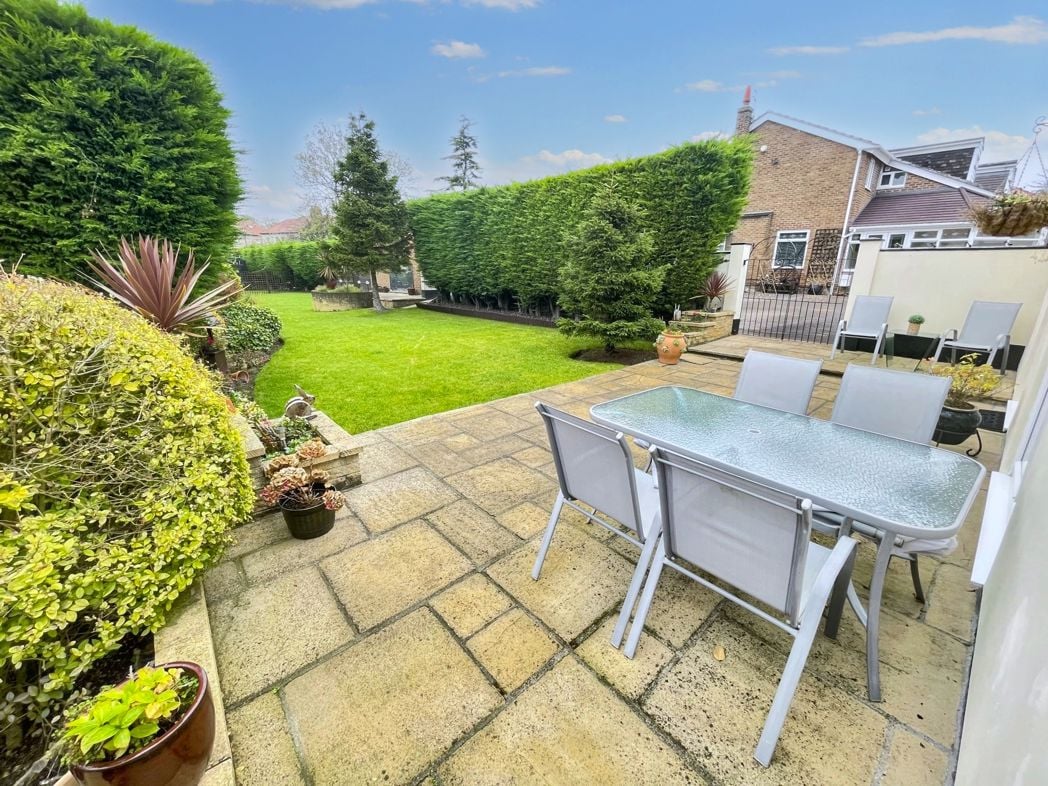 Property image 23 of 25