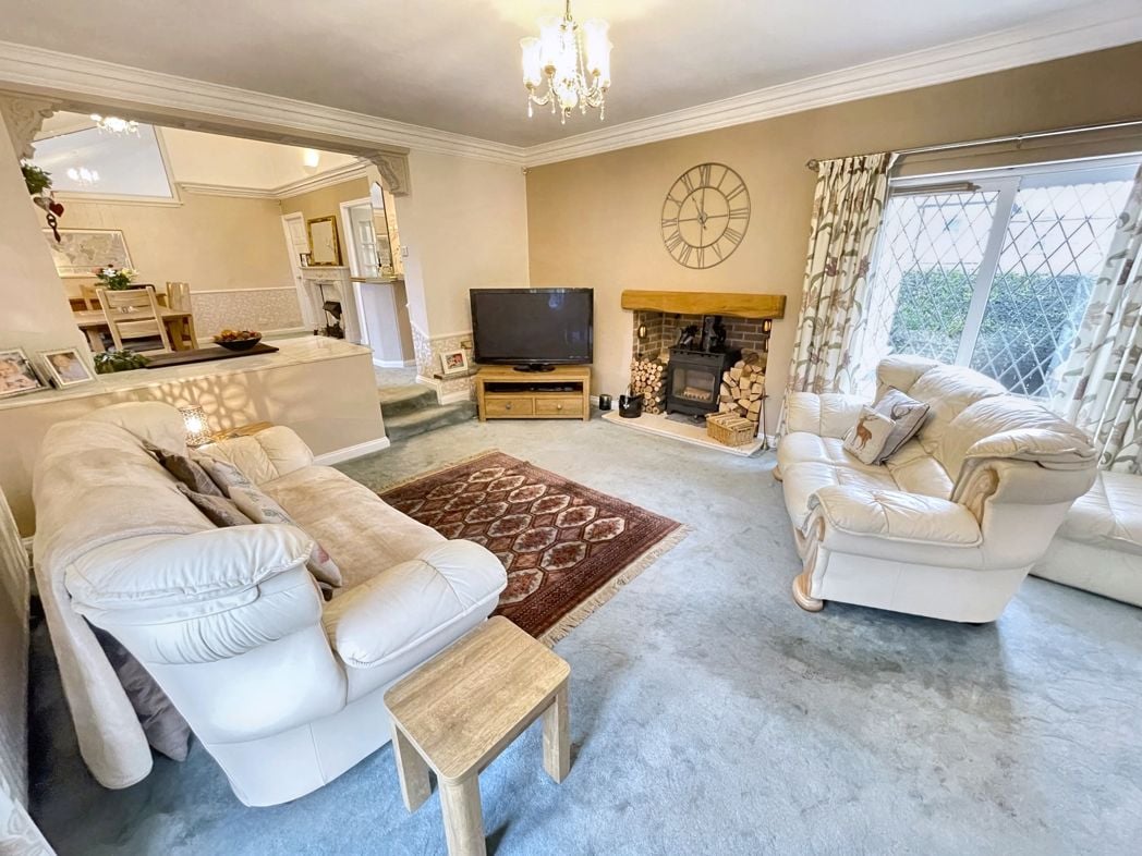 Property image 8 of 25