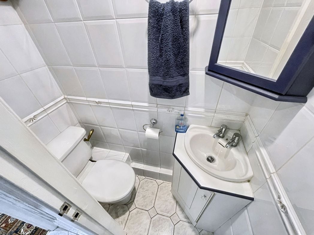 Property image 17 of 25