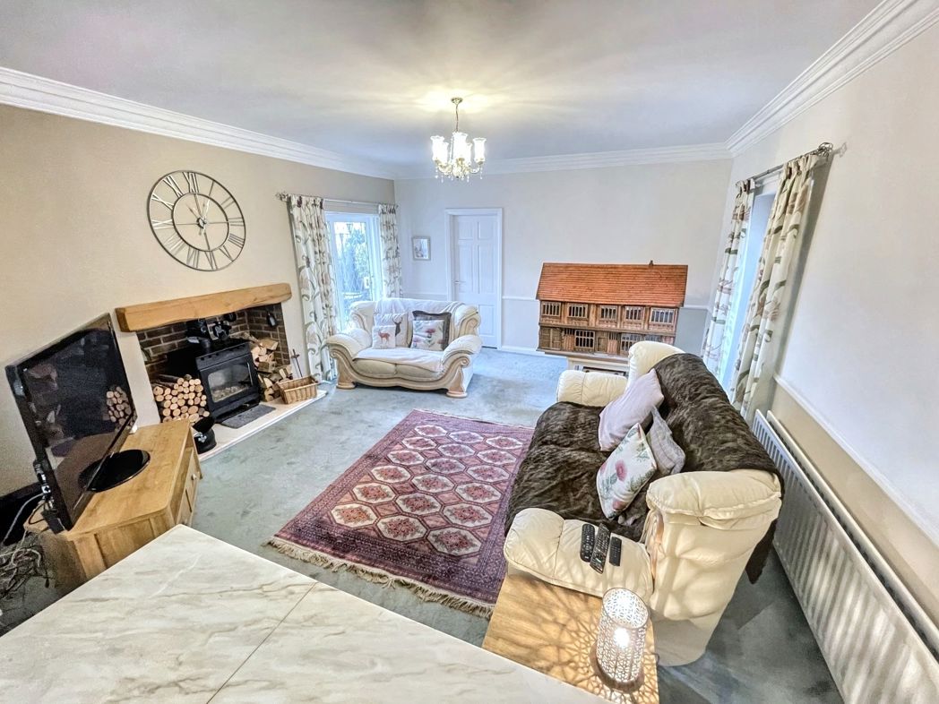 Property image 9 of 25