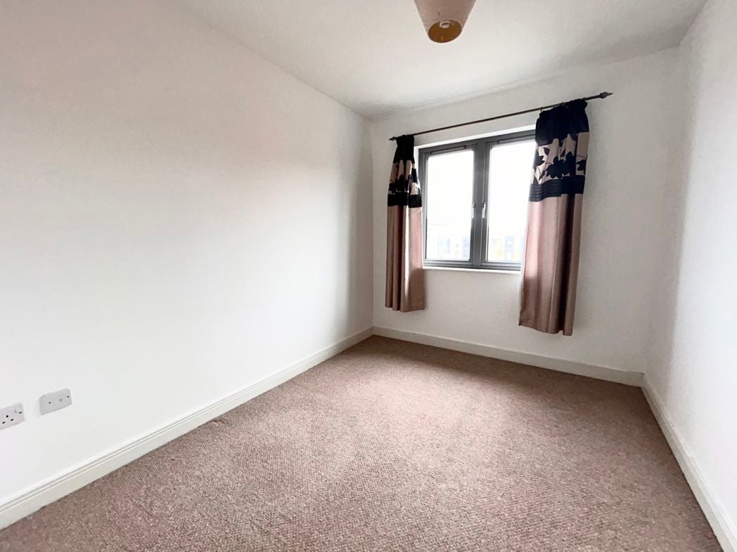 Property image 7 of 7