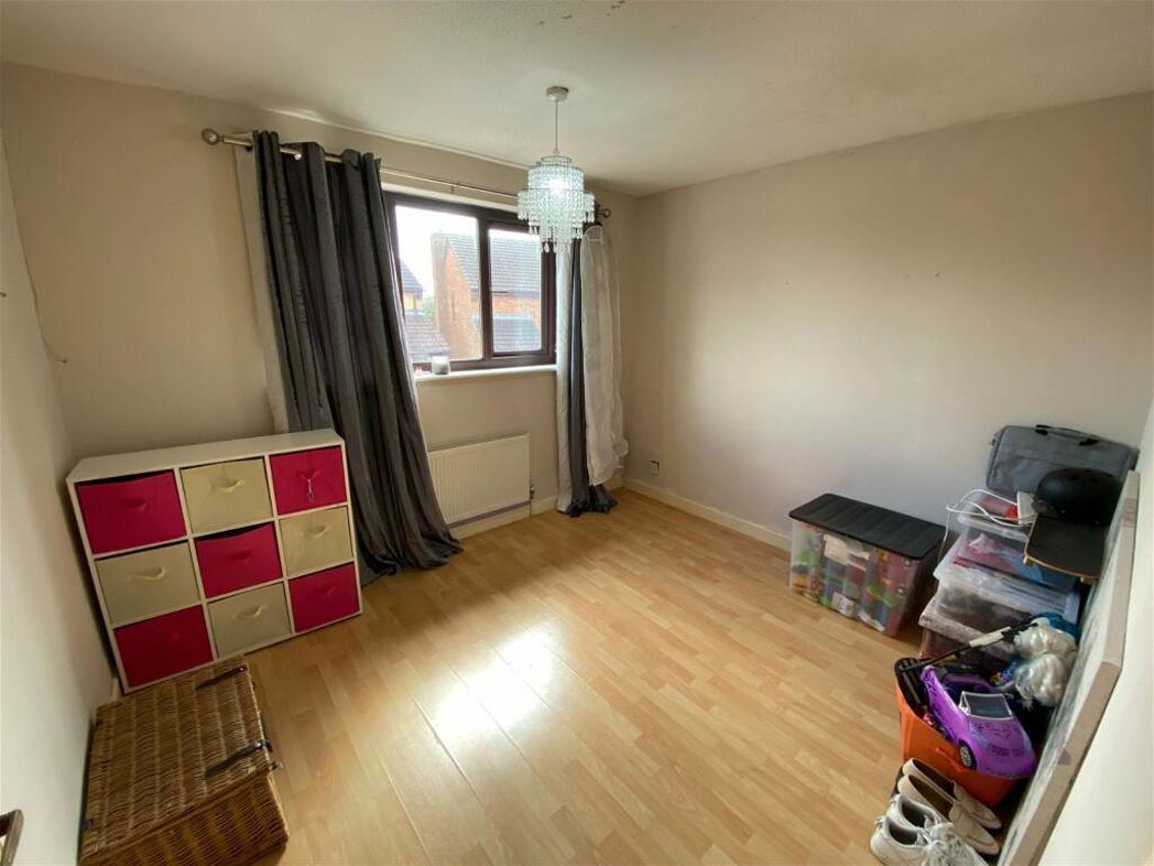 Property image 7 of 12