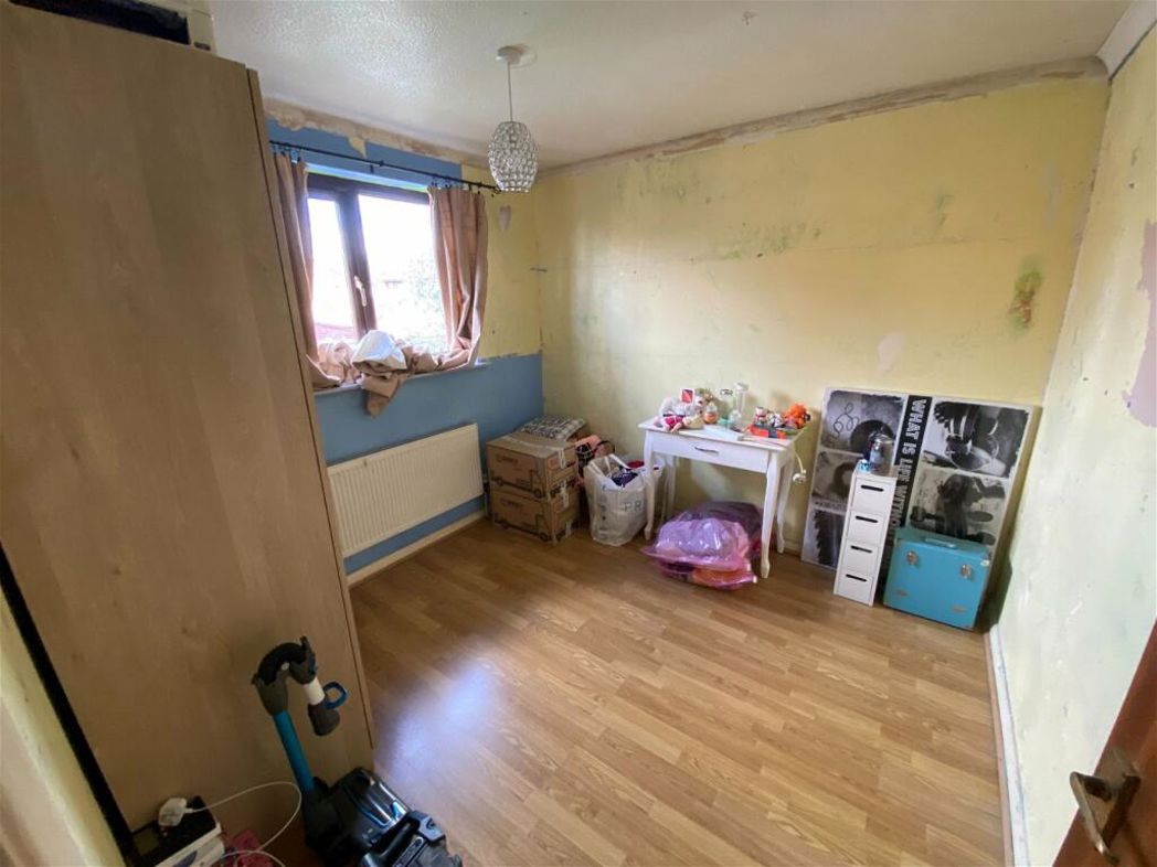 Property image 9 of 12