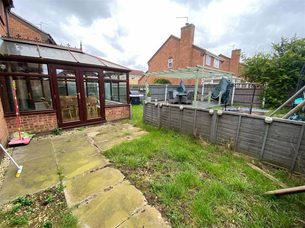 Property image 11 of 12