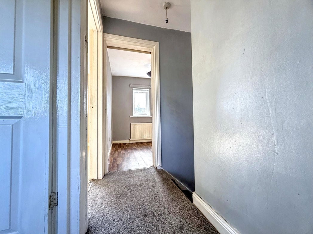 Property image 5 of 14