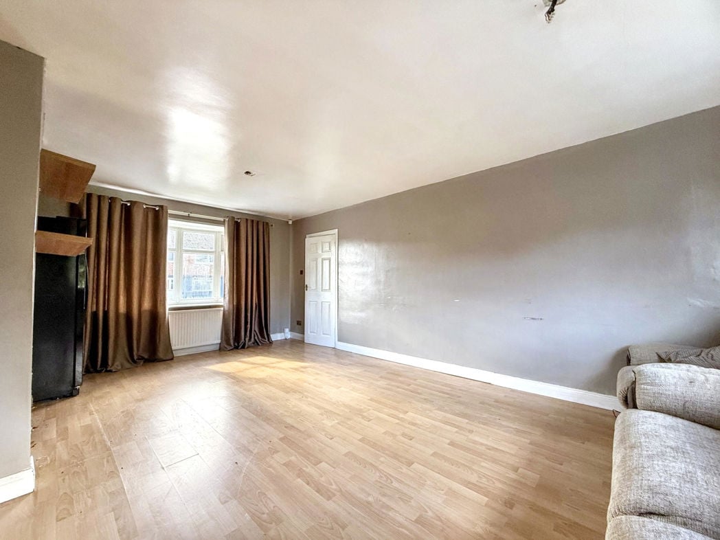 Property image 7 of 14