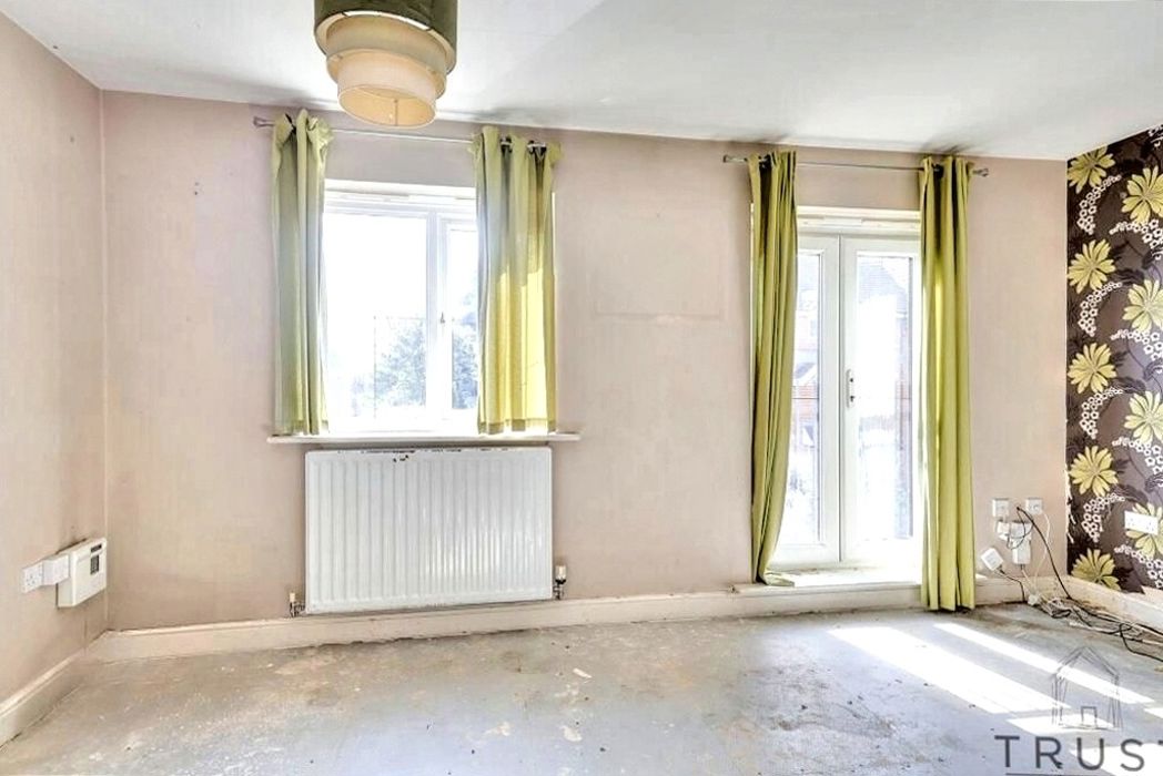 Property image 6 of 25