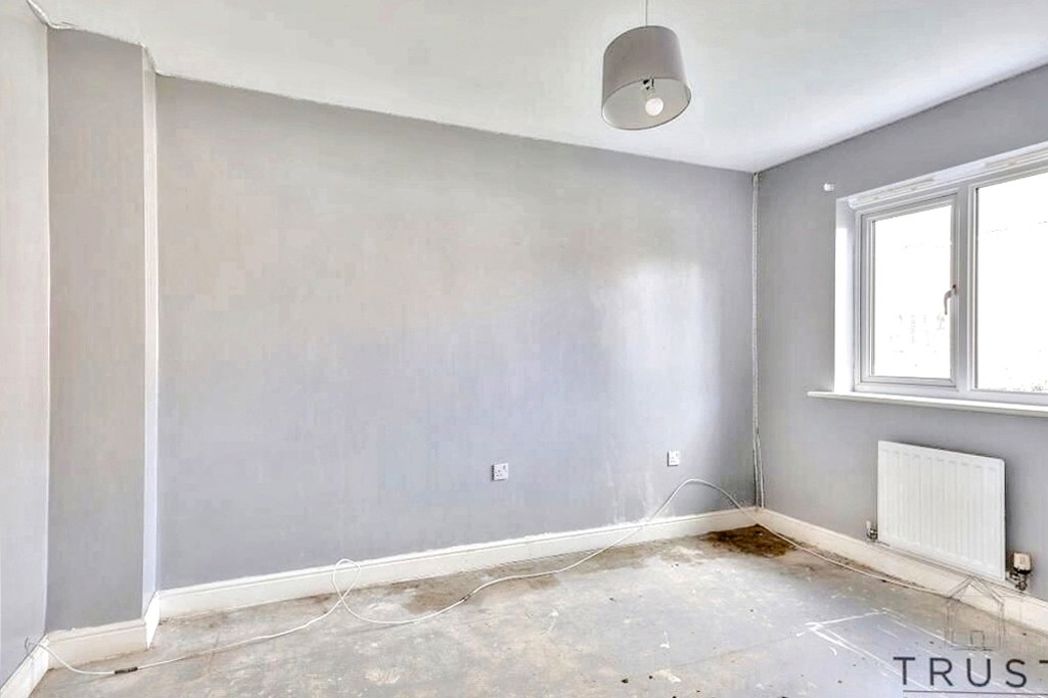 Property image 15 of 25