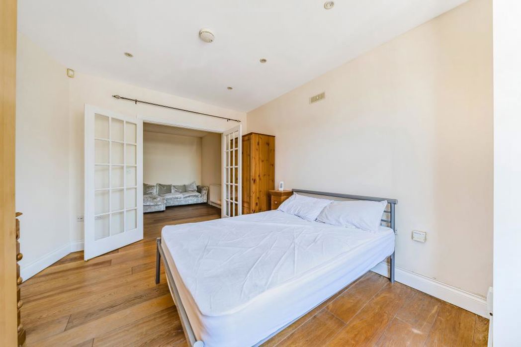 Property image 107 of 116