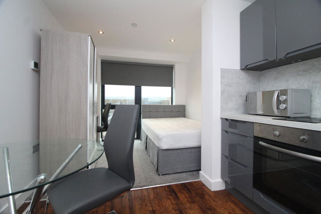 Property image 4 of 9