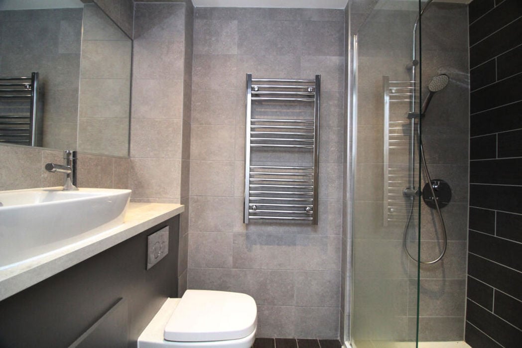 Property image 3 of 9