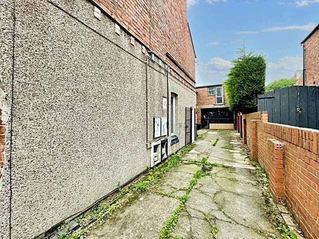 Property image 8 of 8