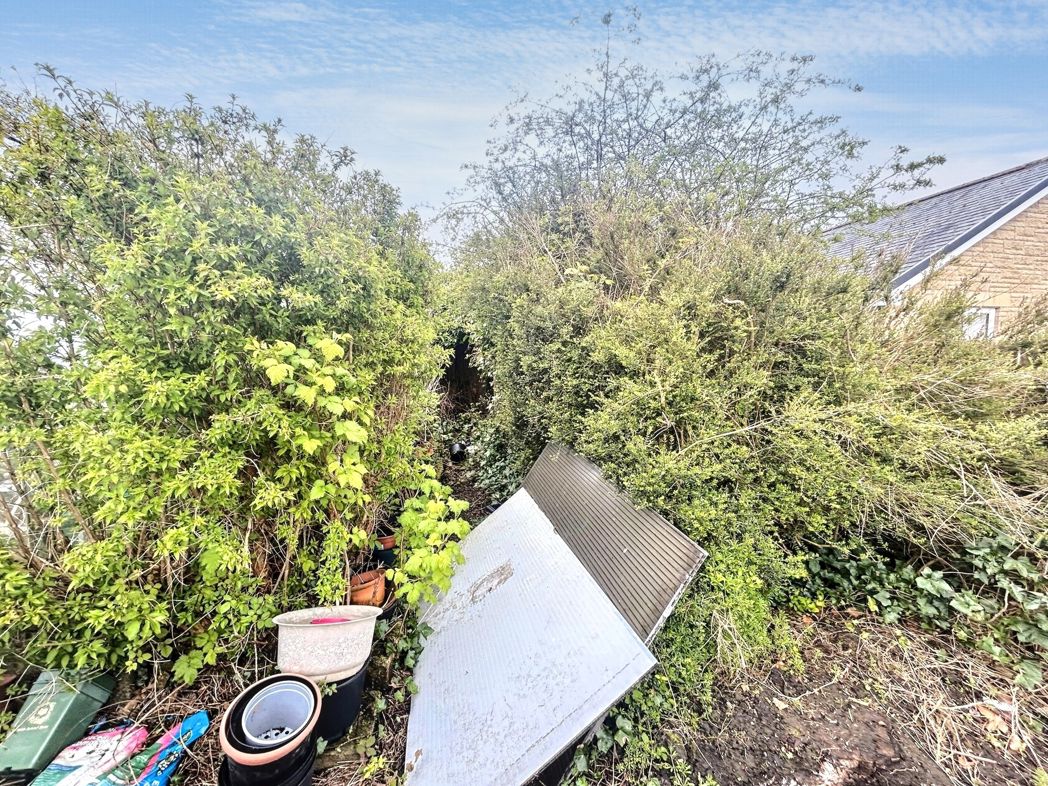 Property image 4 of 12