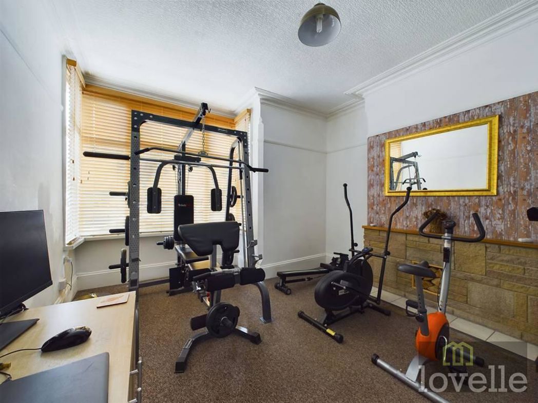 Property image 16 of 17