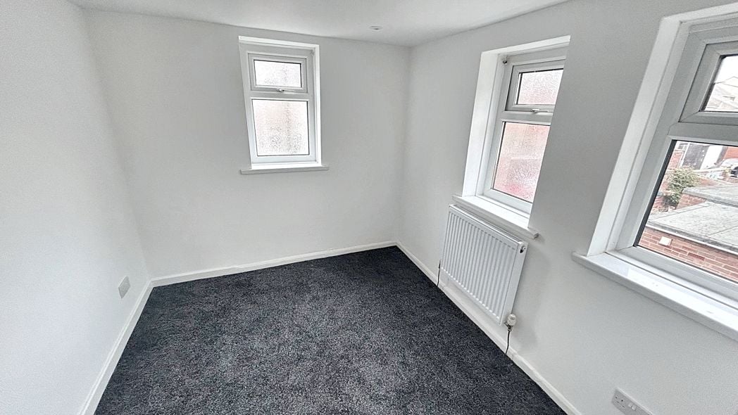 Property image 13 of 16