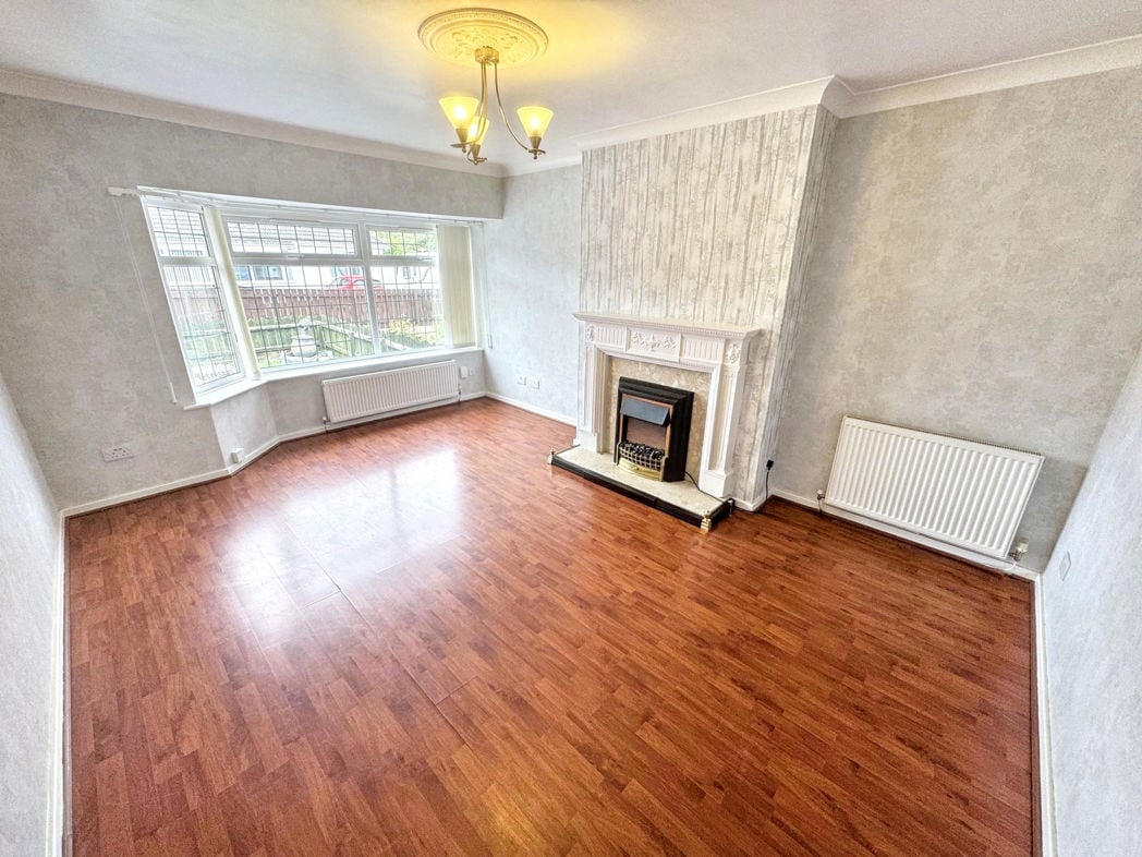 Property image 4 of 9
