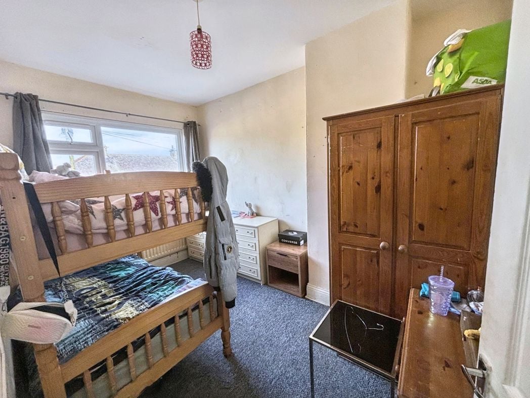 Property image 6 of 8