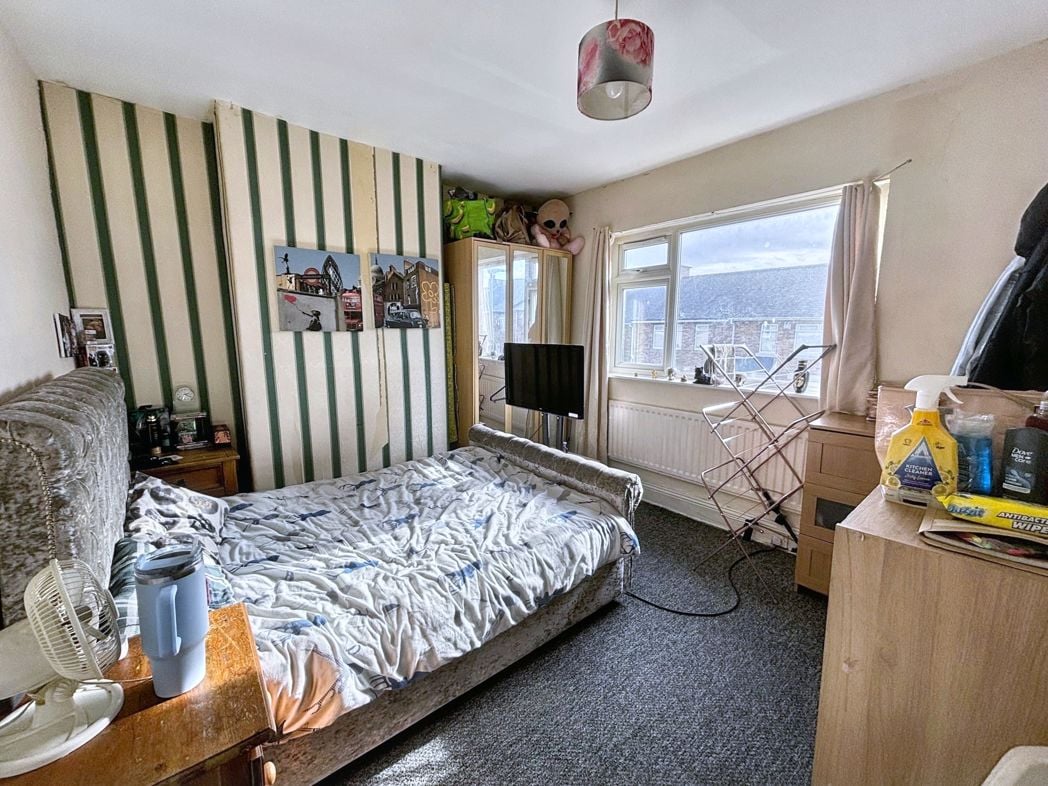 Property image 5 of 8