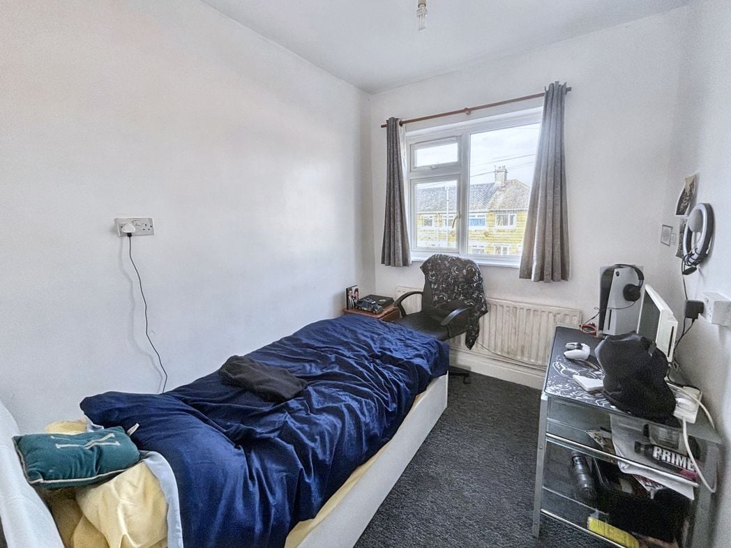 Property image 7 of 8