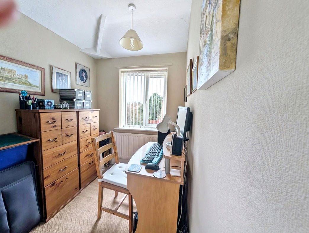 Property image 10 of 13
